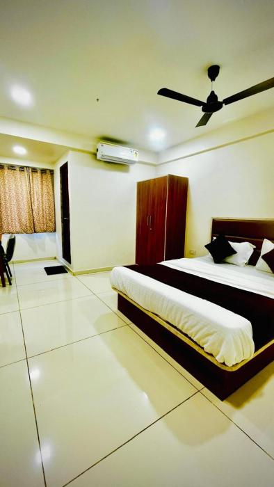 hotel shree hari om residency