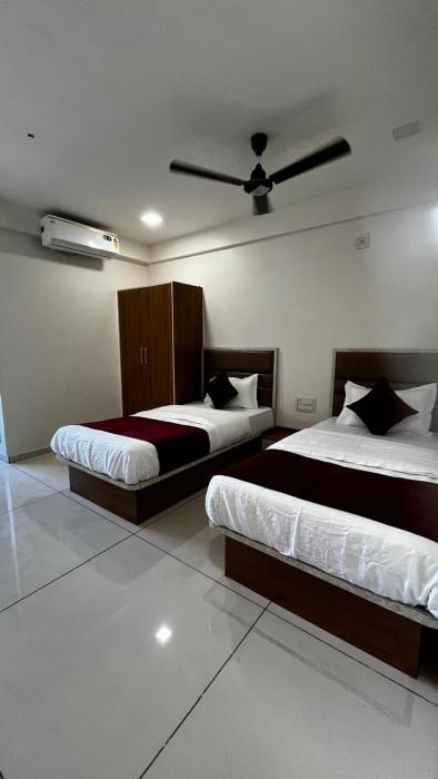 hotel shree hari om residency
