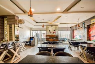 Hotel Luxurs 3 Star Hotel In Ridhishidhi Jaipur,,3 star