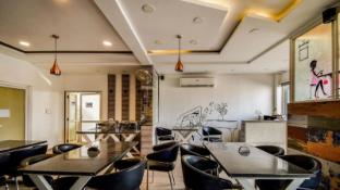 Hotel Luxurs 3 Star Hotel In Ridhishidhi Jaipur,,3 star