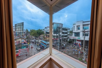 beverly palace kozhikode