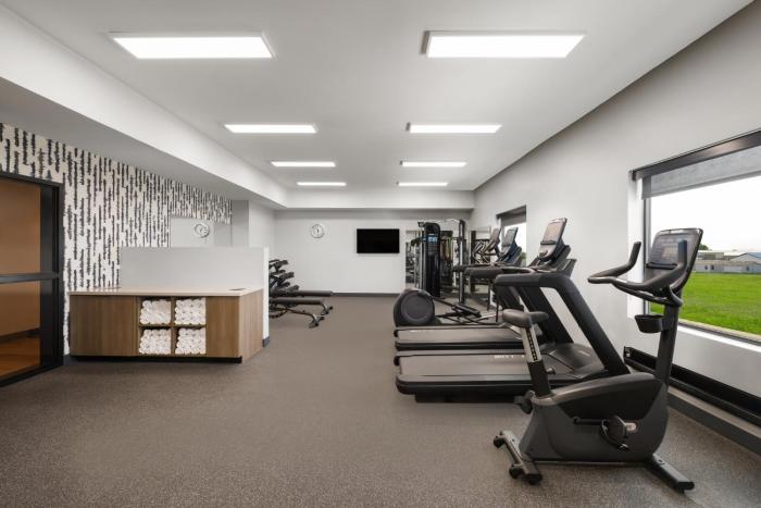 atwell suites belgrade bozeman airport by ihg