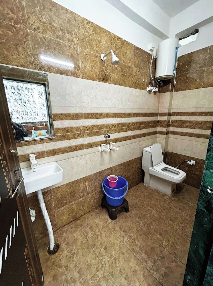 hotel shri prabhu dham vrindavan