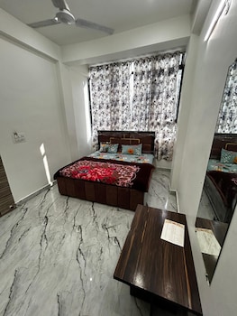 hotel shri prabhu dham vrindavan