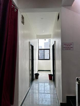 hotel shri prabhu dham vrindavan