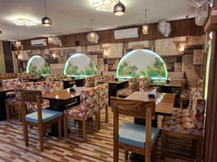 auric hotel