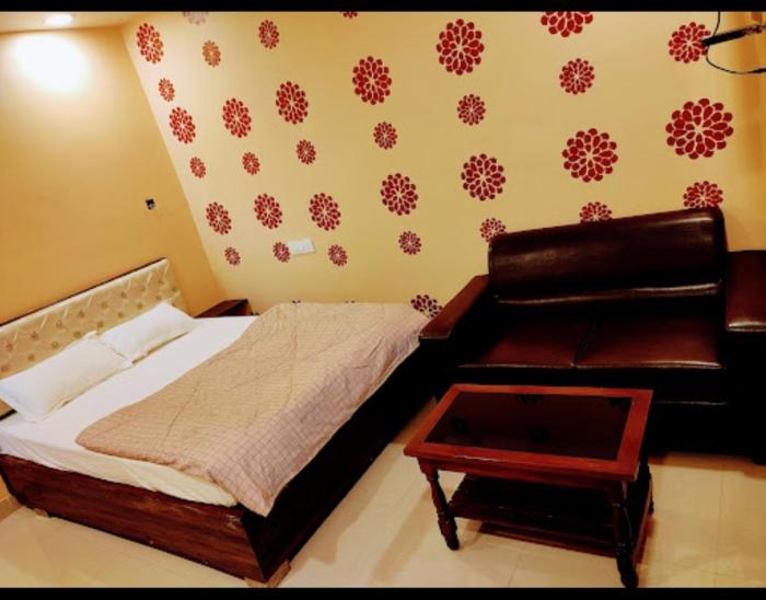 hotel rajshree international