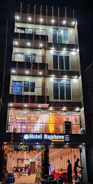 hotel rajshree international