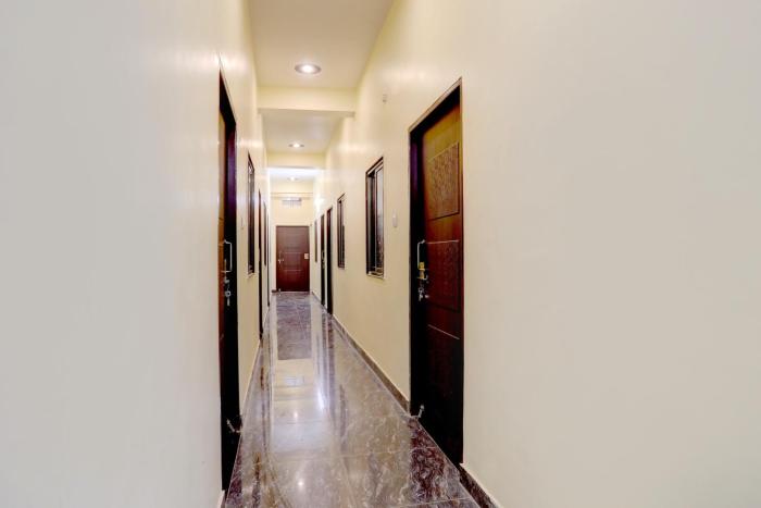 hotel o yatharth inn paying guest house