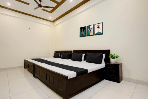 Hotel O Yatharth Inn Paying Guest House,,3 star