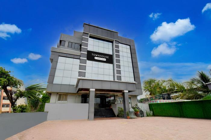 super townhouse chakan midc pune formerly renuka executive