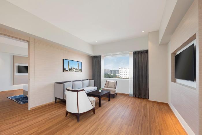 mercure lucknow gomti nagar