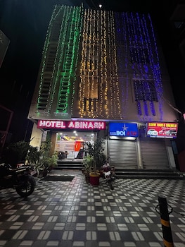 hotel abinash deoghar