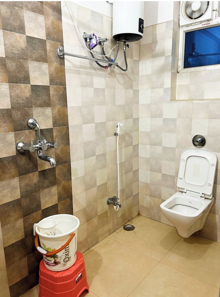 hotel abinash deoghar