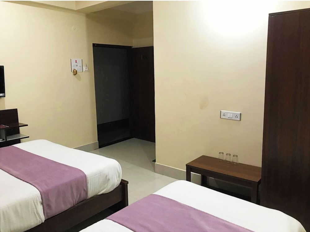 hotel abinash deoghar
