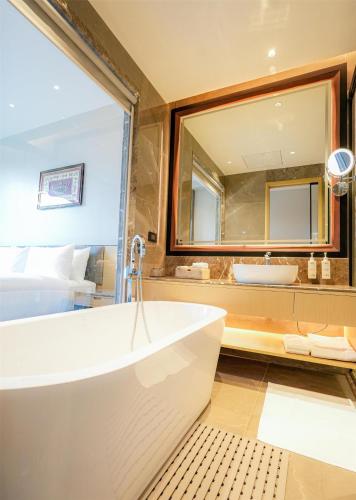 radisson hotel jamshedpur