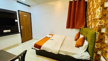 hotel swadeshi dhani and restaurant