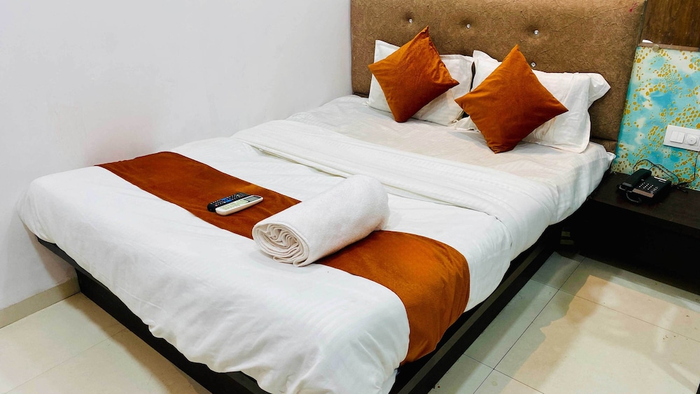 hotel swadeshi dhani and restaurant