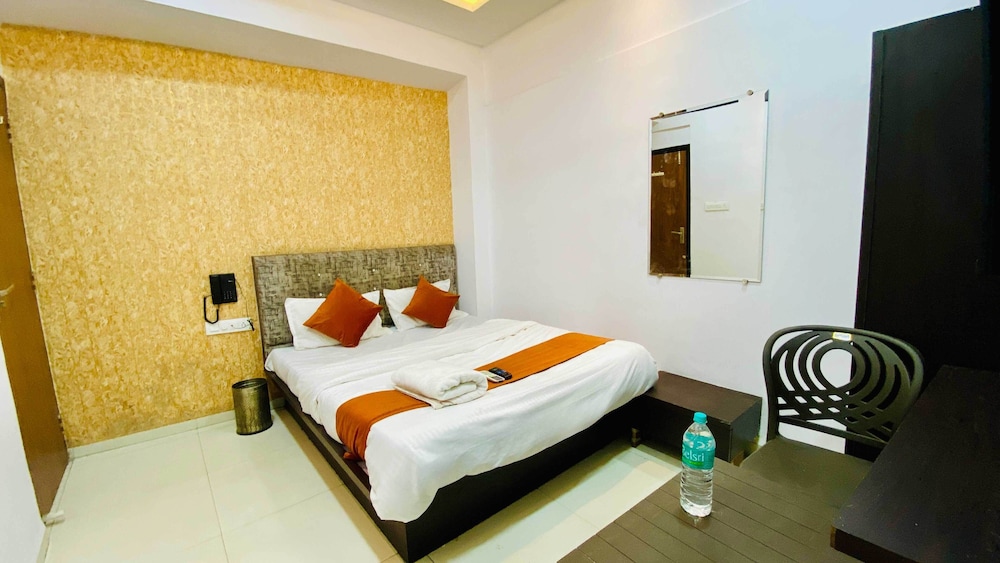 hotel swadeshi dhani and restaurant