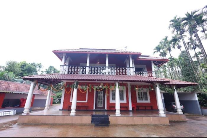 baanaadi homestay