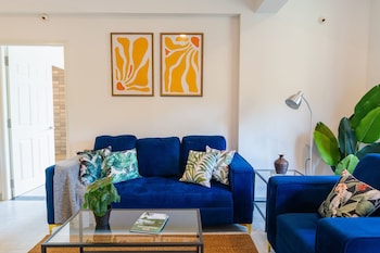 mona collective at serenova