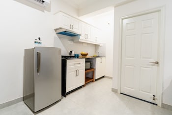 mona collective at serenova