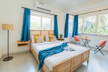 mona collective at serenova