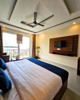 hotel luxeevista by navodayans