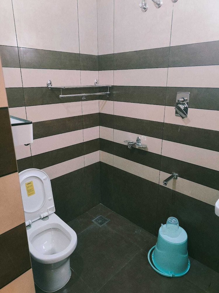 palm paradise beach resort varkala