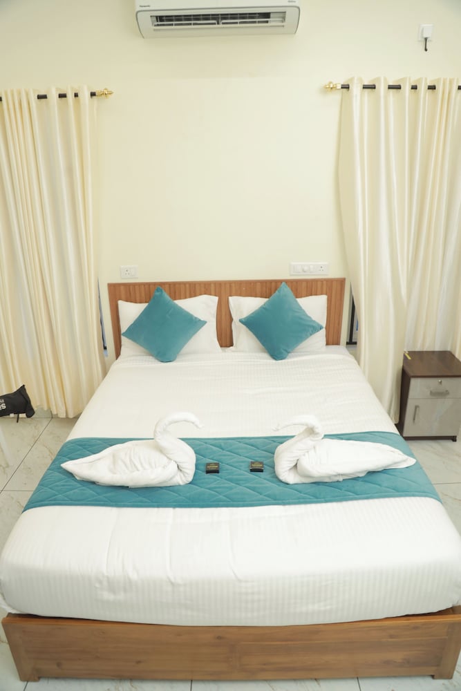 palm paradise beach resort varkala