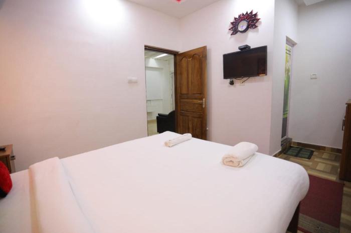 the svarga hill view resort