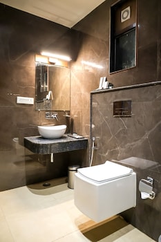 hotel the rising banaras