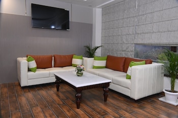 hotel the rising banaras