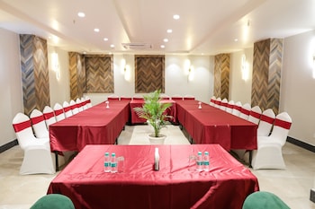 hotel the rising banaras