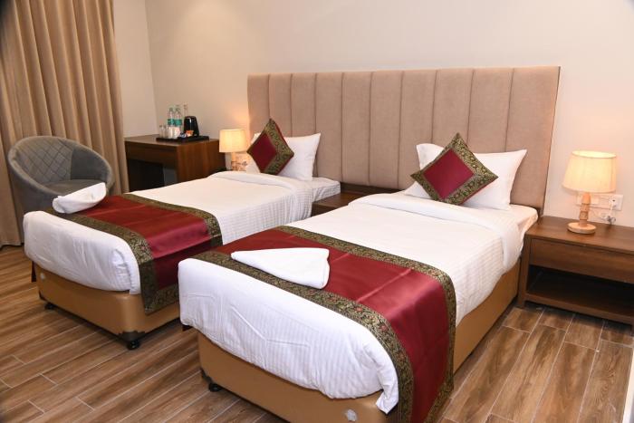 hotel the rising banaras