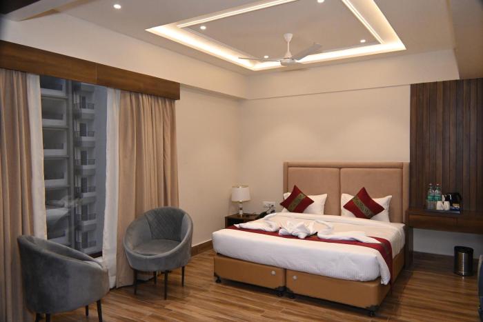 hotel the rising banaras