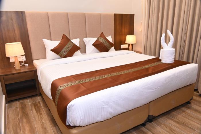 hotel the rising banaras