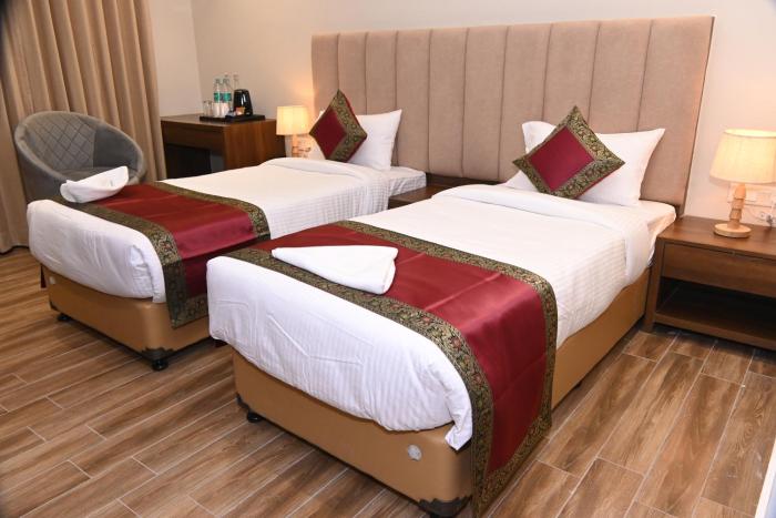 hotel the rising banaras