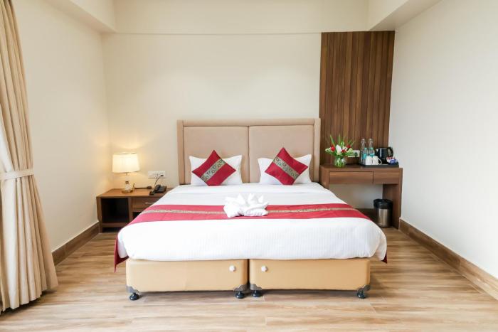 hotel the rising banaras