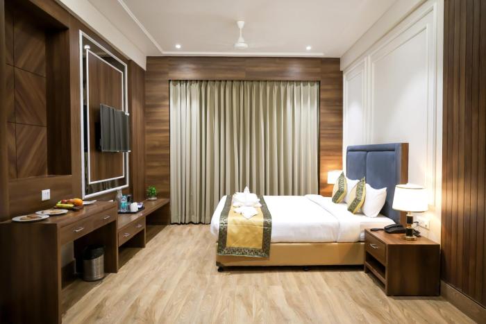 hotel the rising banaras