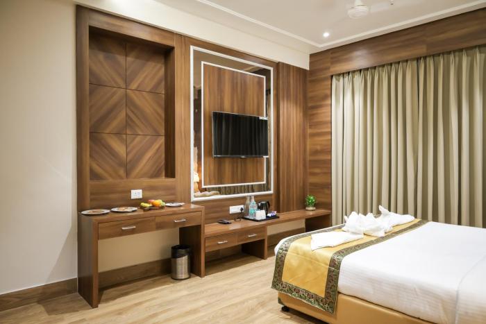 hotel the rising banaras
