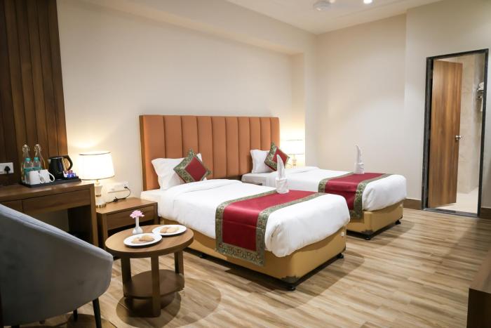 hotel the rising banaras