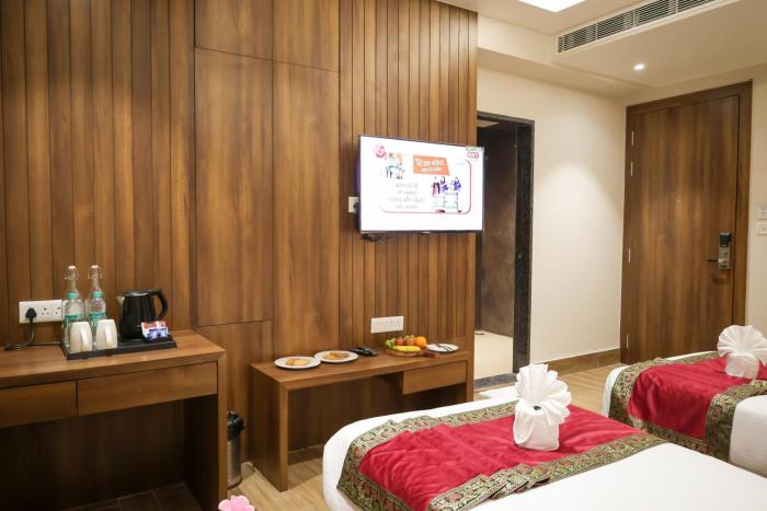 hotel the rising banaras