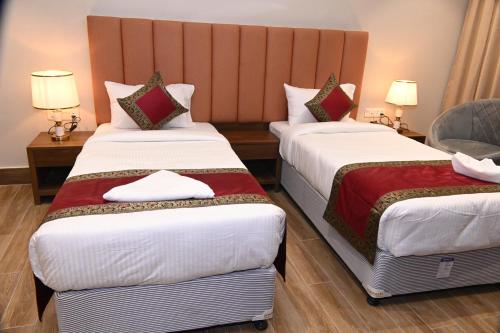 hotel the rising banaras