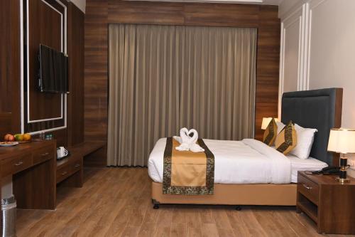 hotel the rising banaras