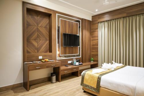 hotel the rising banaras
