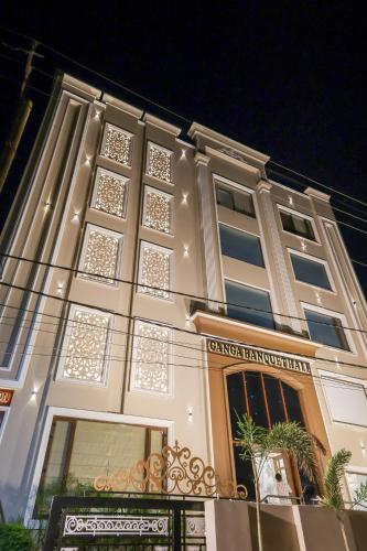 hotel the rising banaras