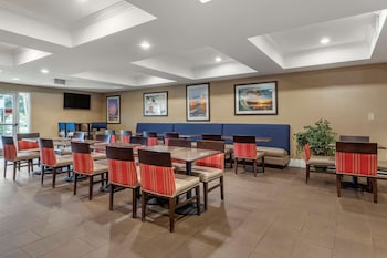 comfort suites myrtle beach central