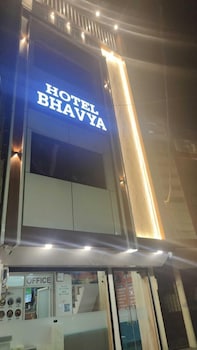 hotel bhavya