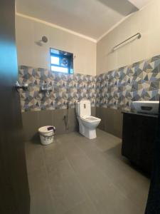 beach edge calangute